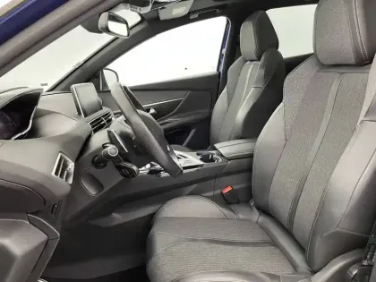 Photo 13 Peugeot 3008  Puretech 180ch S&S EAT8