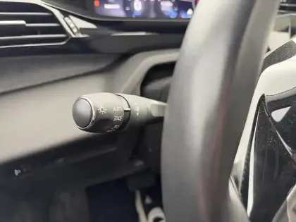 Photo 16 Peugeot 308  SW BlueHDi 130ch S&S EAT8 Allure