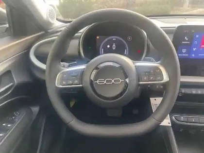 Photo 64 Fiat 600  1.2 Hybrid 100ch DCT6