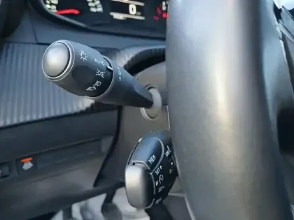 Photo 18 Peugeot 208  PureTech 75 S&S BVM5 Active