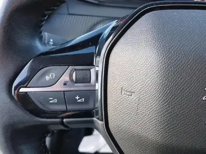 Photo 16 Peugeot 208  PureTech 75 S&S BVM5 Active