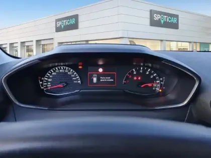 Photo 20 Peugeot 208  PureTech 75 S&S BVM5 Active