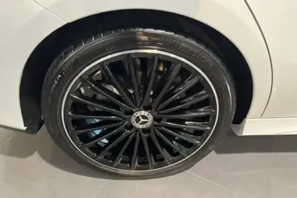 Photo 13 Mercedes CLA  Shooting Brake 200 7G-DCT