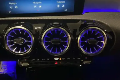 Photo 20 Mercedes CLA  Shooting Brake 200 7G-DCT