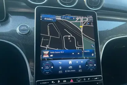 Photo 16 Mercedes Classe C  Break 300 e 9G-Tronic e-Hybrid EQ