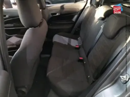 Photo 24 Jeep Avenger  Electrique 156ch 115kW Longitude