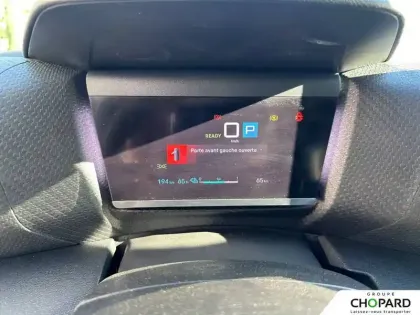 Photo 41 Citroën C4 e- 136 ch autonomie standard  Automatique