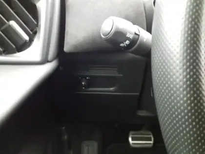 Photo 17 DS DS 3 DS3 Crossback PureTech 130 EAT8 Performance Line+