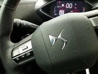 Photo 12 DS DS 3 DS3 Crossback PureTech 130 EAT8 Performance Line+