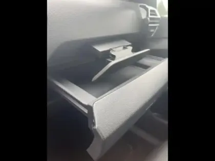 Photo 13 Citroën C4  Moteur électrique 136ch (100 kW) Feel Pack Automatique