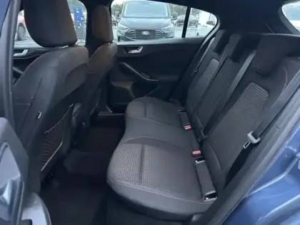 Photo 24 Ford Focus  1.0 Flexifuel mHEV 125ch ST-Line Design