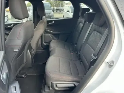 Photo 24 Ford Kuga  2.5 Duratec 190ch FHEV E85 ST-Line BVA