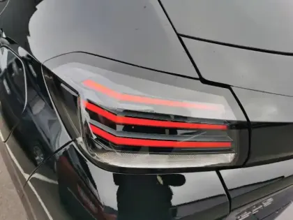 Photo 16 Peugeot 208  Hybrid 100 e-DCS6