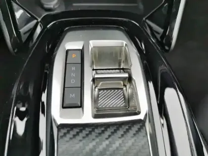 Photo 13 Peugeot 208  Hybrid 100 e-DCS6