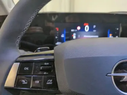 Photo 17 Opel Astra  1.2 Turbo 130 ch BVA8