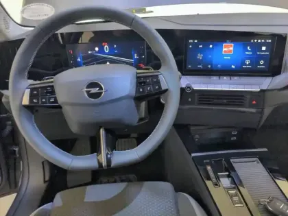 Photo 7 Opel Astra  1.2 Turbo 130 ch BVA8