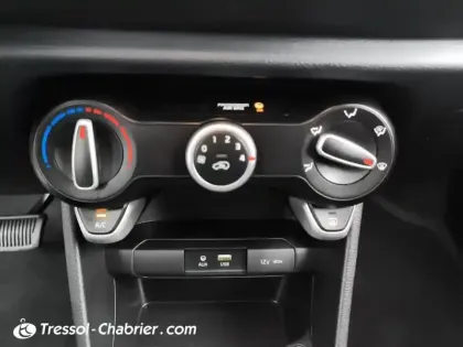 Photo 12 Kia Picanto  1.2 essence MPi 84 ch BVA4 Design