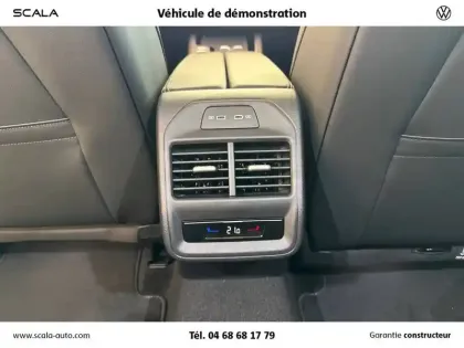 Photo 17 Volkswagen Passat  1.5 eHybrid 272 DSG6