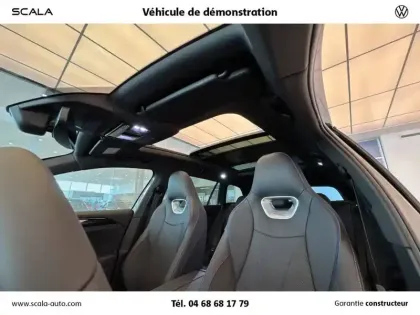 Photo 19 Volkswagen Passat  1.5 eHybrid 272 DSG6