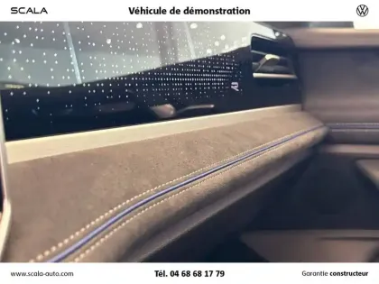 Photo 31 Volkswagen Passat  1.5 eHybrid 272 DSG6