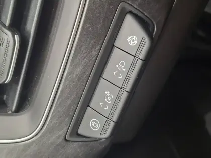 Photo 27 Renault Arkana  E-Tech full hybrid 145 GSR2