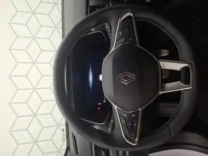 Photo 26 Renault Arkana  E-Tech full hybrid 145 GSR2