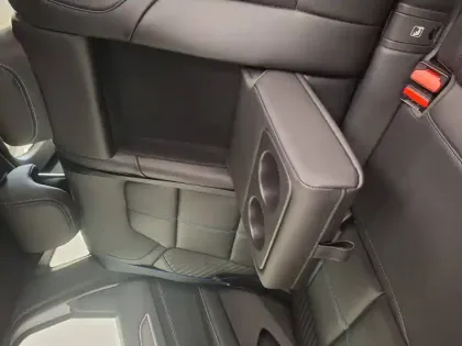 Photo 14 Renault Arkana  E-Tech full hybrid 145 GSR2