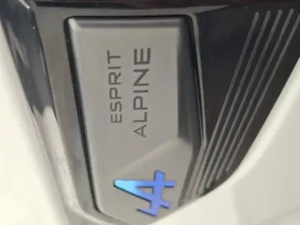 Photo 50 Renault Arkana  E-Tech full hybrid 145 GSR2