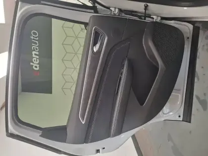 Photo 16 Renault Arkana  E-Tech full hybrid 145 GSR2