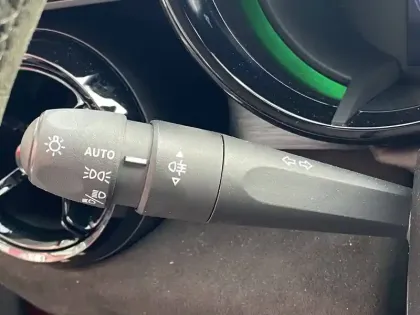 Photo 77 Alfa Romeo Junior  1.2 Ibrida 136 ch eDCT6