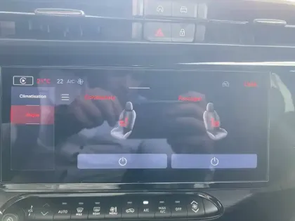 Photo 130 Alfa Romeo Junior  1.2 Ibrida 136 ch eDCT6