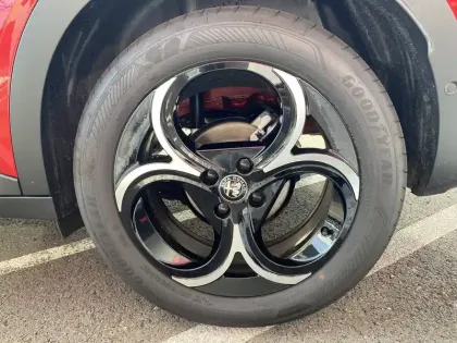 Photo 59 Alfa Romeo Junior  1.2 Ibrida 136 ch eDCT6