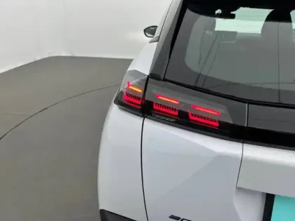 Photo 36 Peugeot 2008 Gén. II Ph1 NG Style 5