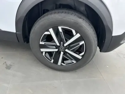 Photo 32 Peugeot 2008 Gén. II Ph1 NG Style 5