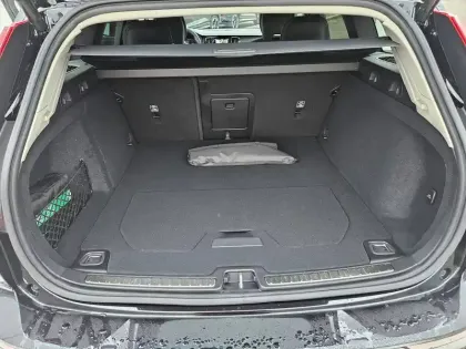 Photo 67 Volvo V60  B4 197 ch DCT7