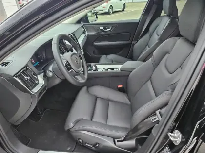 Photo 65 Volvo V60  B4 197 ch DCT7