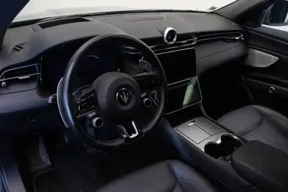 Photo 32 Maserati Grecale  L4 300 ch Hybride