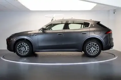 Photo 27 Maserati Grecale  L4 300 ch Hybride