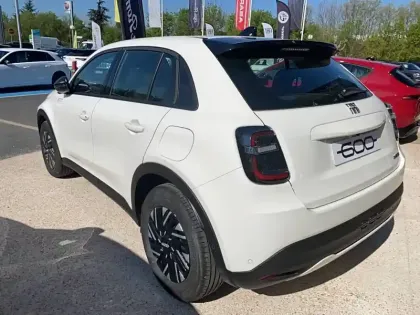 Photo 64 Fiat 600  1.2 Hybrid 136ch DCT6