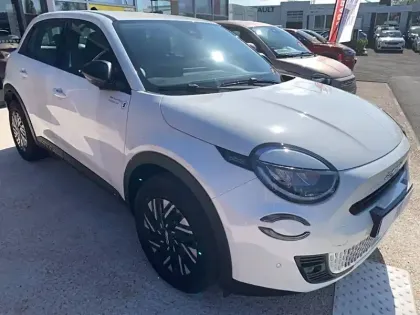 Photo 61 Fiat 600  1.2 Hybrid 136ch DCT6