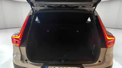 Photo 23 Volvo Xc40  Recharge 238 ch 1EDT