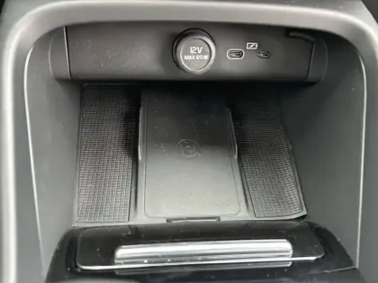 Photo 9 Volvo Xc40  Recharge 238 ch 1EDT