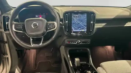 Photo 21 Volvo Xc40  Recharge 238 ch 1EDT