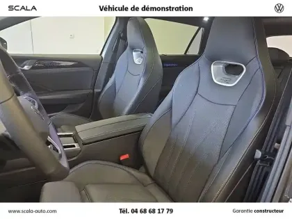 Photo 21 Volkswagen Passat  1.5 eHybrid 272 DSG6