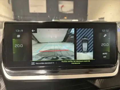 Photo 17 Peugeot 208  PureTech 100 S&S EAT8