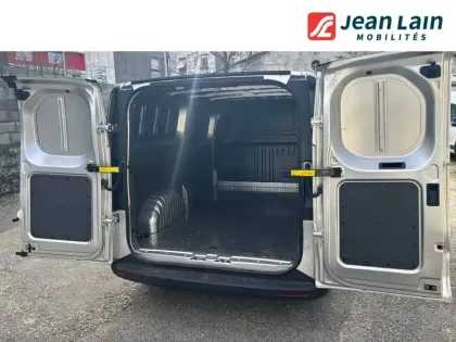 Photo 9 Maxus Deliver7  FOURGON L2H1 2.0D 150 CH