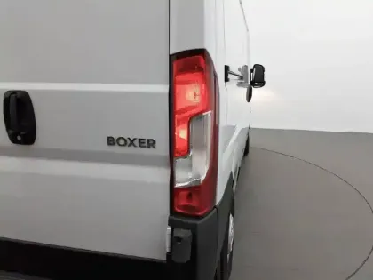 Photo 36 Peugeot Boxer  TOLE 3.3 T L2H2 BLUEHDI 120 S&S BVM6