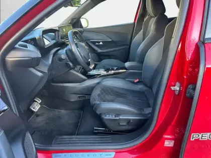 Photo 10 Peugeot 2008  Electrique 136 ch