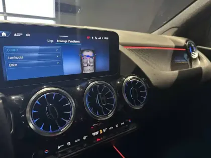 Photo 19 Mercedes Classe B  200 d 8G-DCT