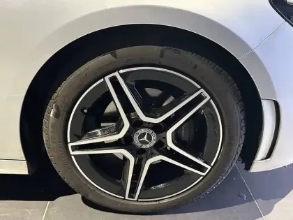 Photo 14 Mercedes Classe B  200 d 8G-DCT